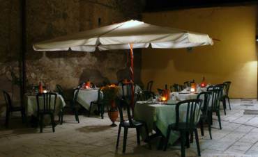 Antipasti squisiti e dessert stile francese